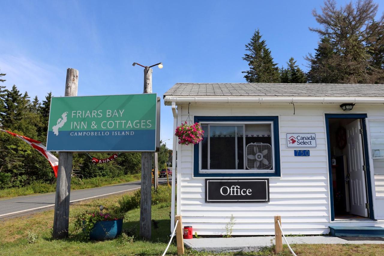 Friars Bay Inn & Cottages Welshpool Екстер'єр фото