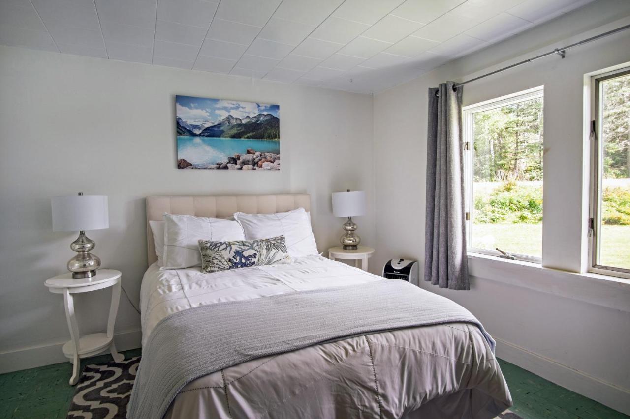 Friars Bay Inn & Cottages Welshpool Екстер'єр фото